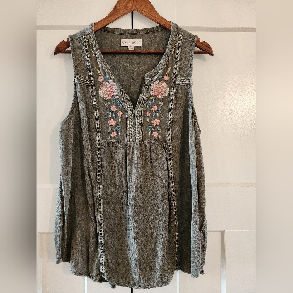 Knox Rose Embroidered Tank